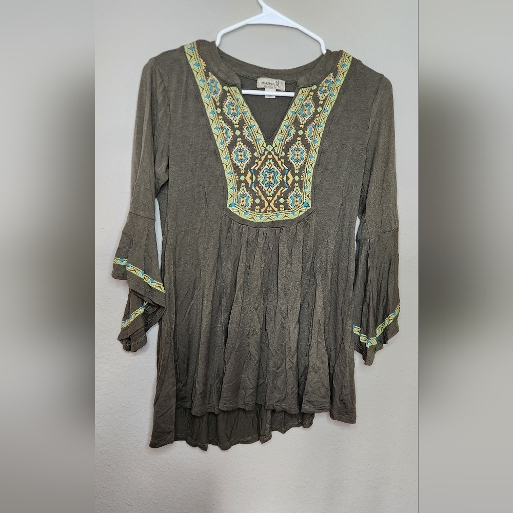 Boho Green Flowy Top Size Small